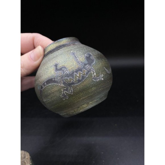 J. Diller Raku Southwestern Art Pottery Vase Jar Gecko Lizard Cork Stopper - Picture 2 of 9